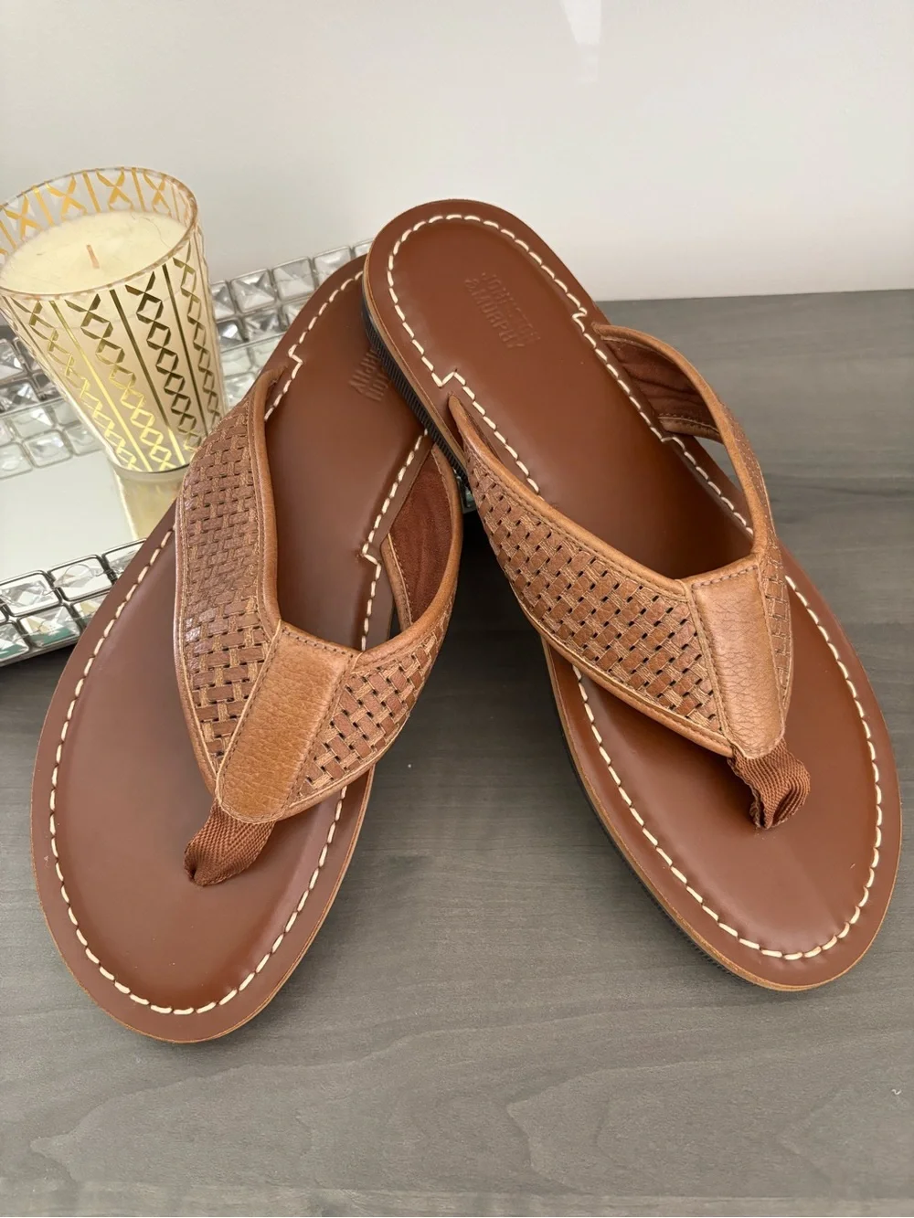 Johnston & Murphy Norris Laser-Weave Thong  Sandals Brown Men’s 11M NWOB